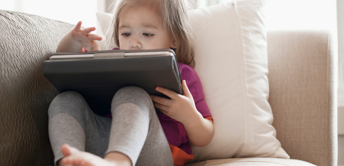 Screen Time_ Guidelines for Infants and Toddlers - MHA Blog Featured IMG