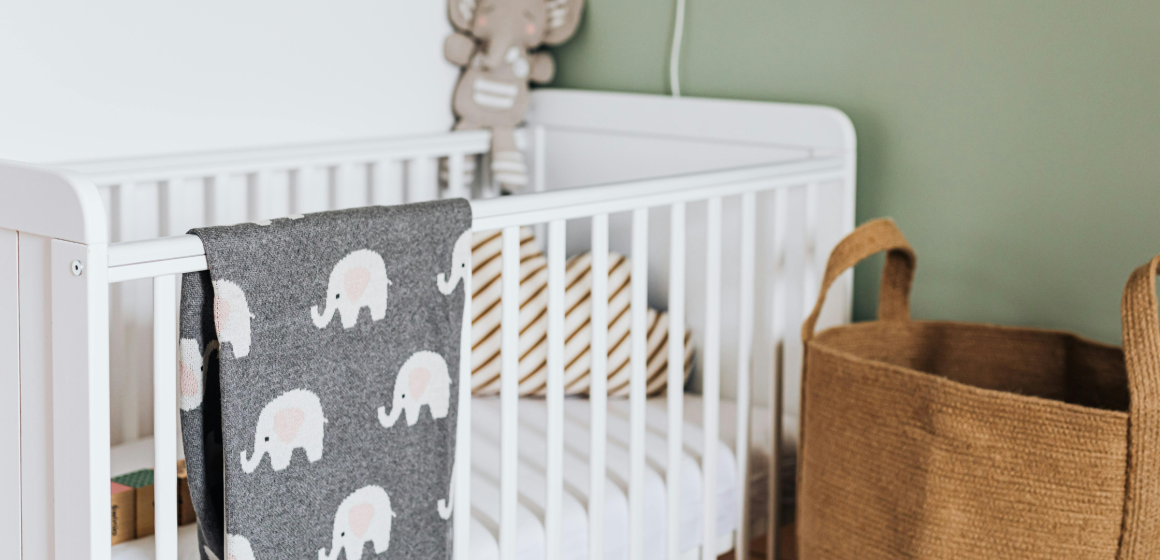 Sleep Transitions_ Moving from Crib to Toddler Bed - MHA Blog Featured IMG